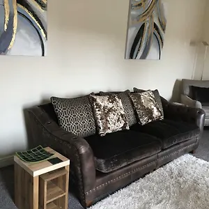 https://11-warmsworth-mews-apartment.yorkshirehotels.net